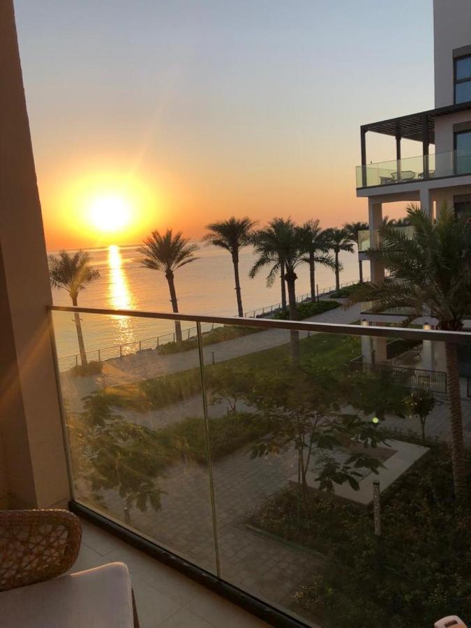 Ocean Mountain View Apartment At The Address Al Fujayrah Exterior foto